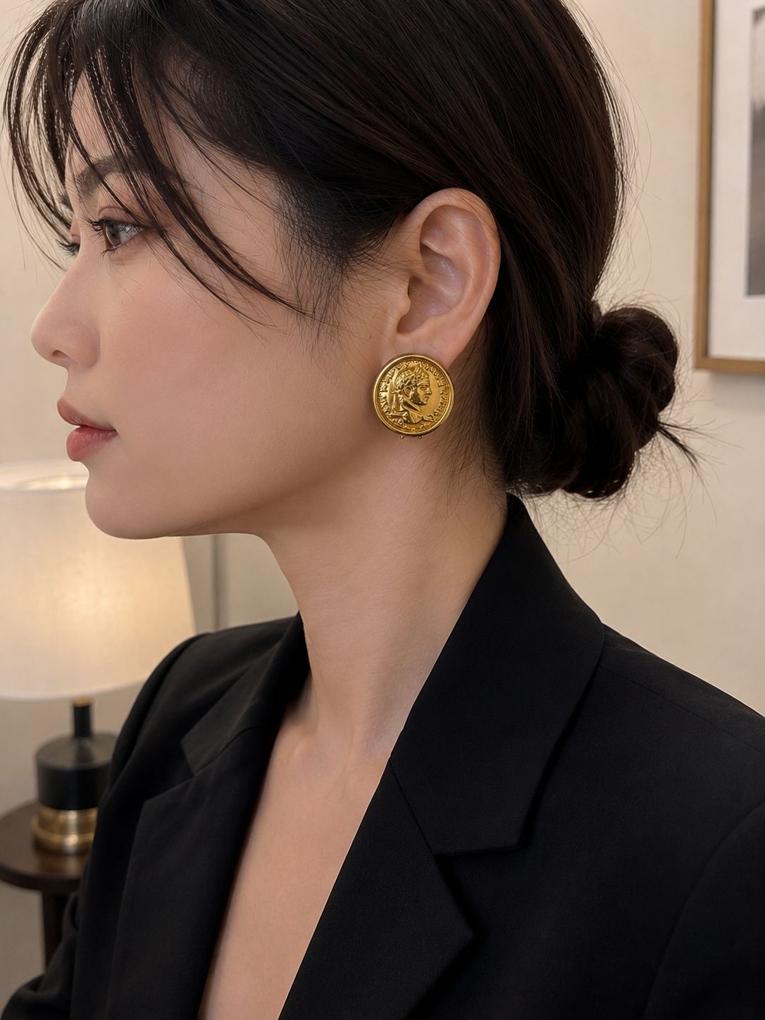 Vintage Carolee Coin Style Gold Tone Round Clips On Earrings